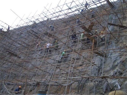 东坡公路桩基检测